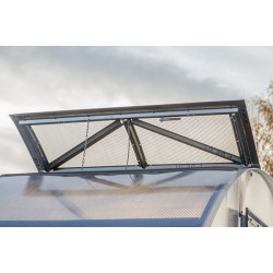 Форточка универсальная дуговая для теплиц с шагом дуг 0,67м